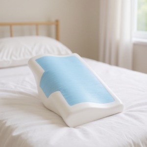 Kühlendes orthopädisches Kissen für dein Bett im Schlafzimmer