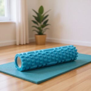 Sportliche Massagerolle für die Yogamatte