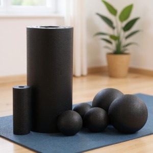 Set mit Massagerollen für die Yogamatte